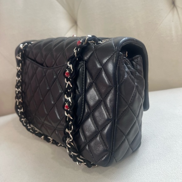 ON HOLD❌Rare🐞🐞Chanel Classic Ladybug Quilted Lambskin Medium Flap Bag - Picture 6 of 13